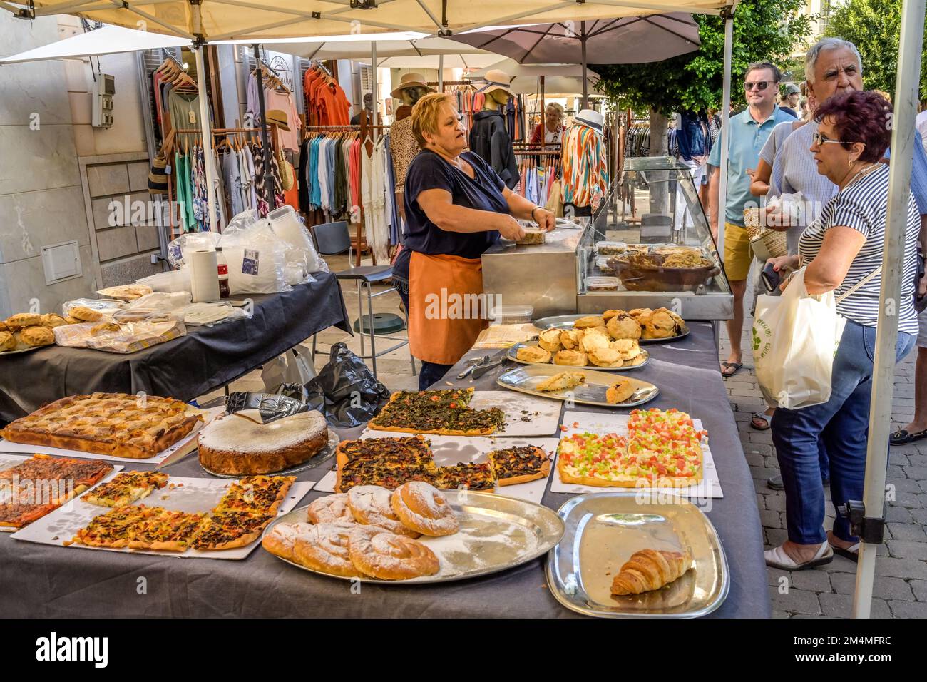Backwaren, einheimische Spezialitäten, Wochenmarkt, Arta, Mallorca, Spanien Stock Photo