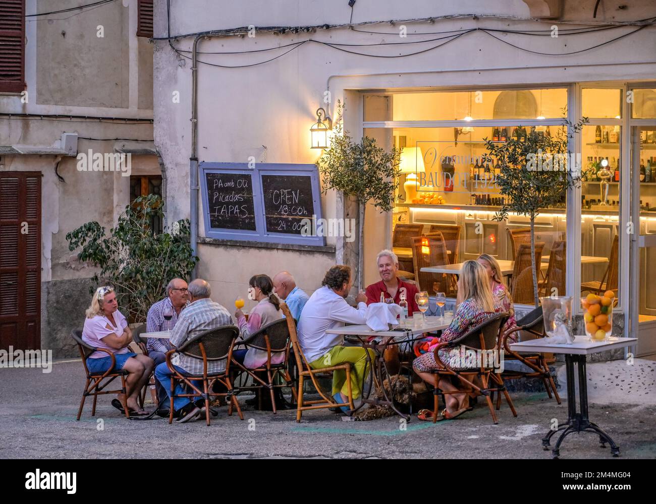 Restaurant Altstadt Arta Mallorca Spanien Stock Photo Alamy restaurant-altstadt-arta-mallorca-spanien-stock-photo-alamy