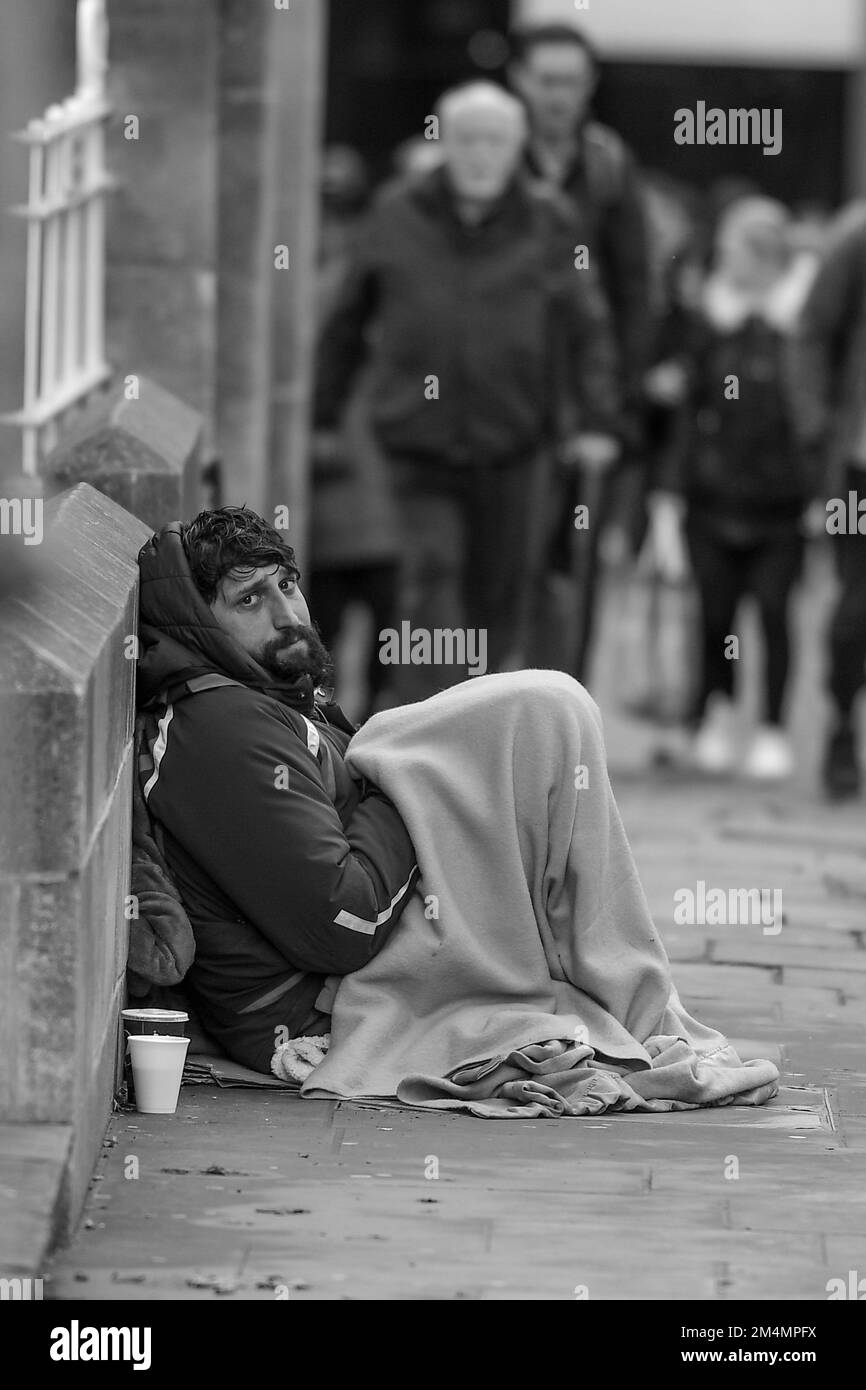 Homeless Without Color Black white street homeless Black and White Stock Photos & Images - Alamy