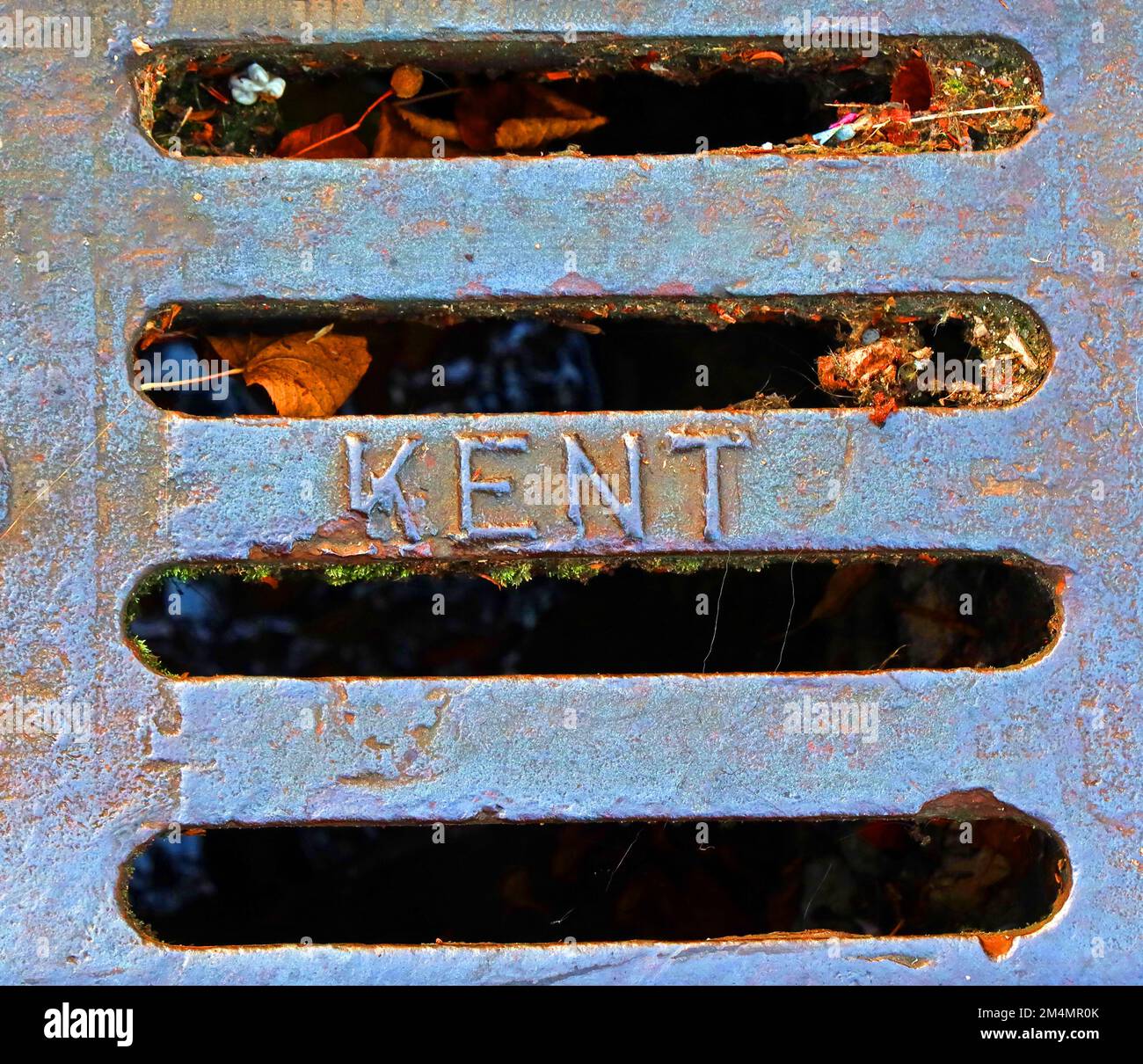 Kent cast iron embossed metal grid, Kent, England, UK Stock Photo