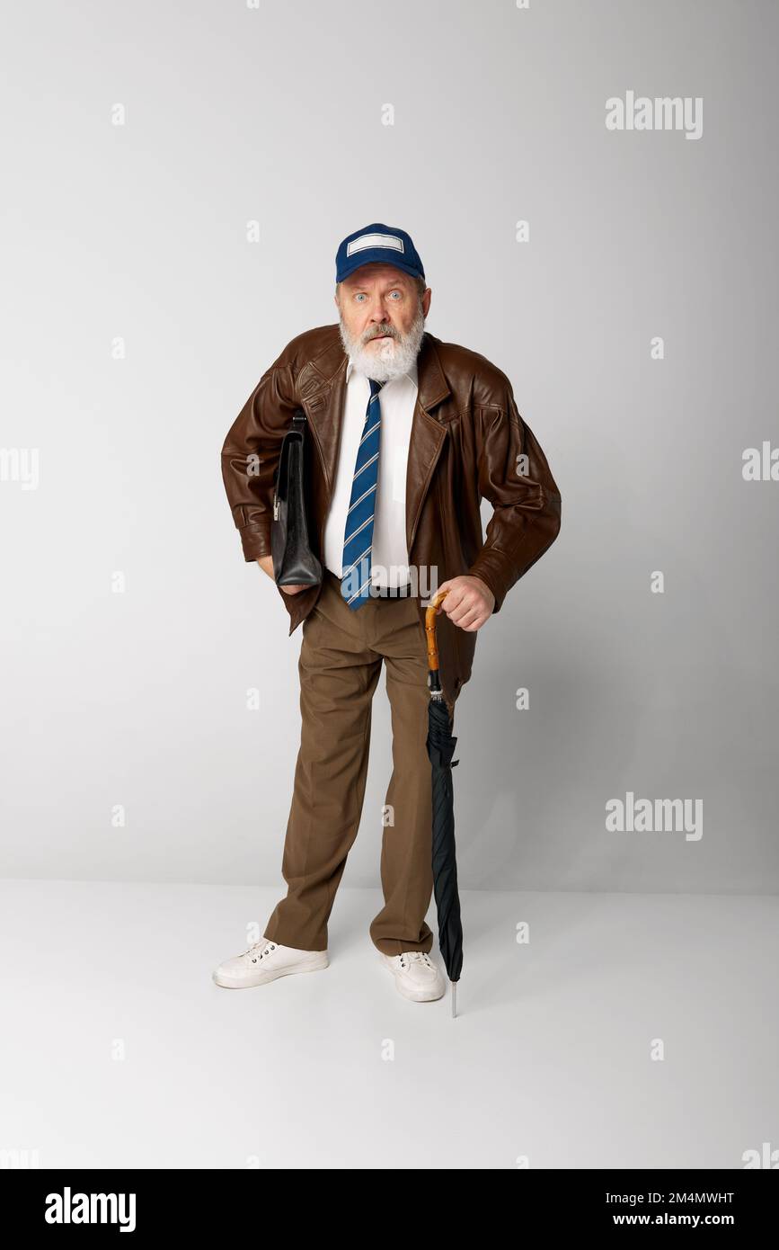 Old man in leather jacket hi-res stock photography and images - Alamy