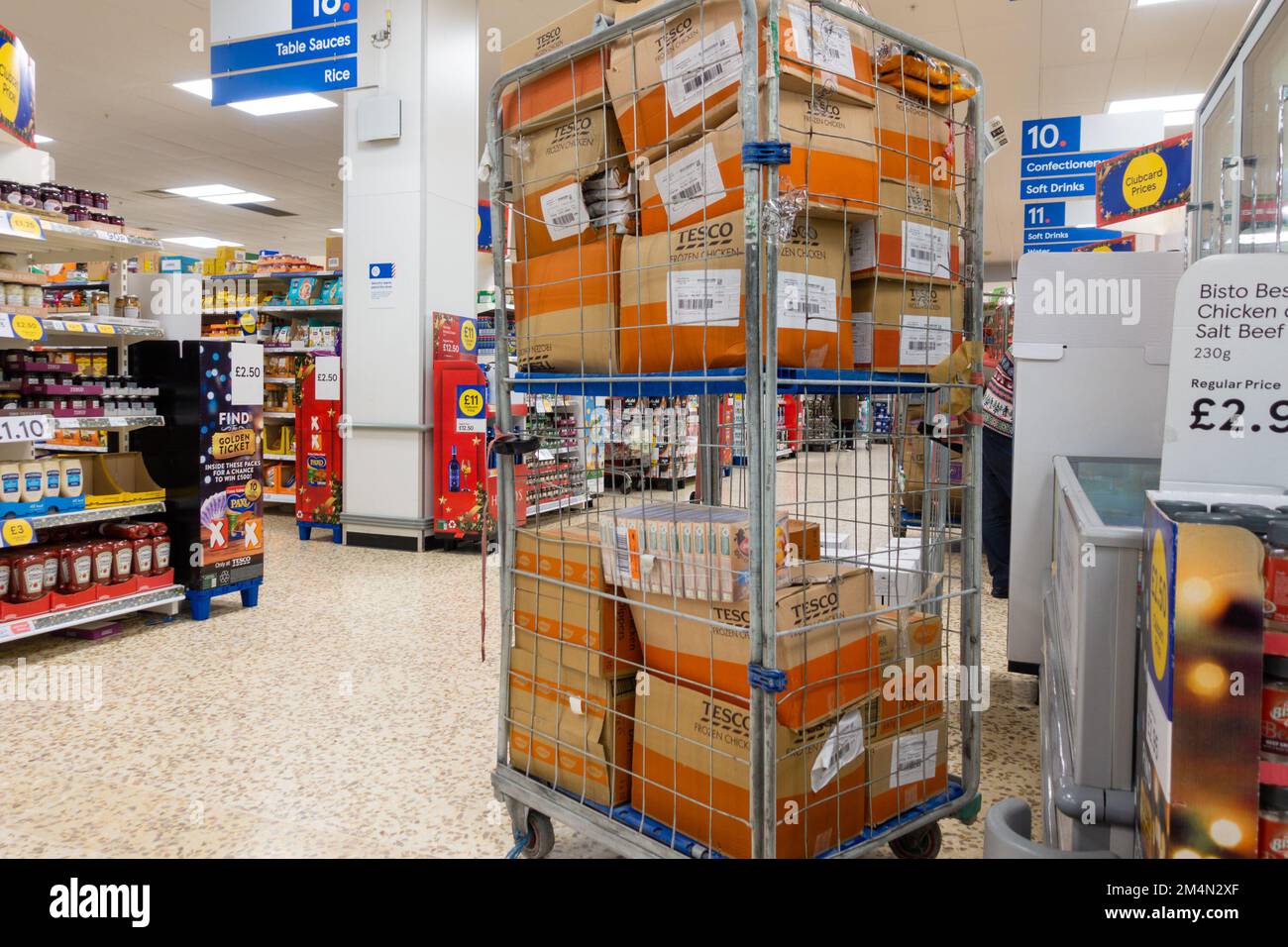 Ashford, Kent, UK. 22nd Dec, 2022. A very busy Tesco supermarket with
