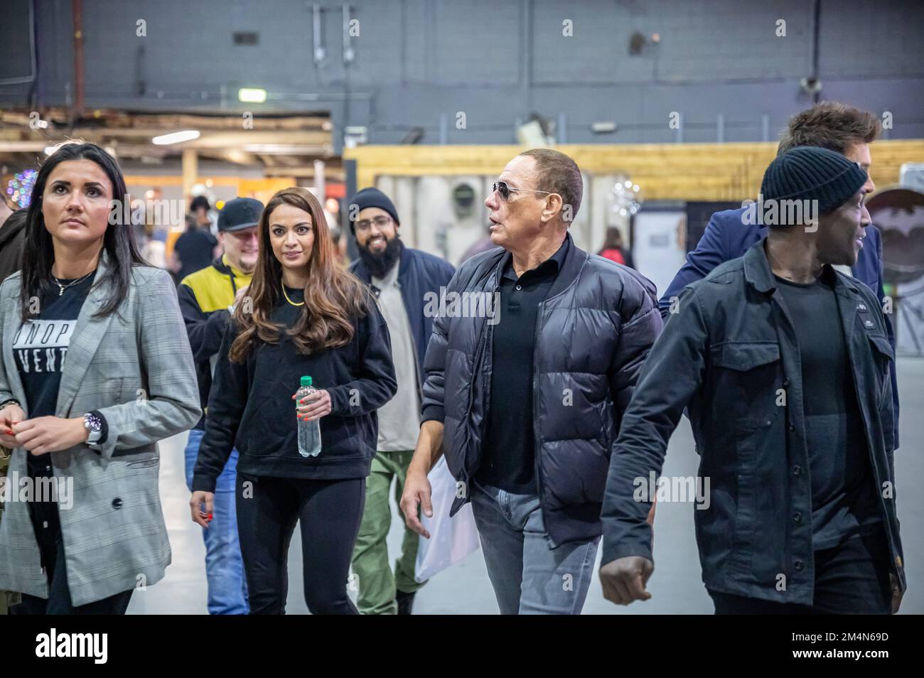 Jean claude van damme colonel guile hi-res stock photography and images -  Alamy