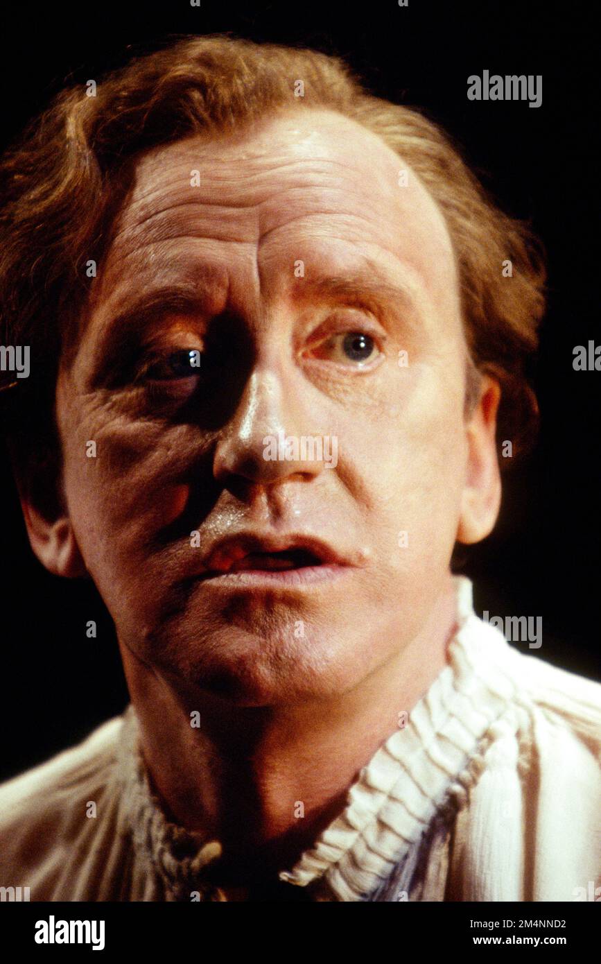 Nicol Williamson (John Barrymore) in JACK - A NIGHT ON THE TILES WITH JOHN BARRYMORE at the Criterion Theatre, London SW1  18/05/1994  devised by Nicol Williamson & Leslie Megahey  design: Bethia Jane Green  lighting: David Cunningham  director: Bethia  Jane Green Stock Photo