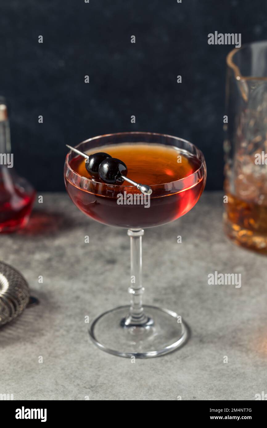 Boozy Refreshing De Las Louisiane Cocktail with Rye Absinthe and