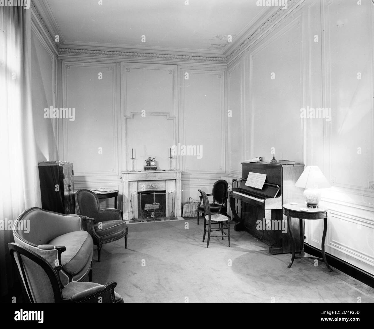 Paris Apartment of Luke W. Finlay. Photographs of Marshall Plan Programs, Exhibits, and Personnel Stock Photo