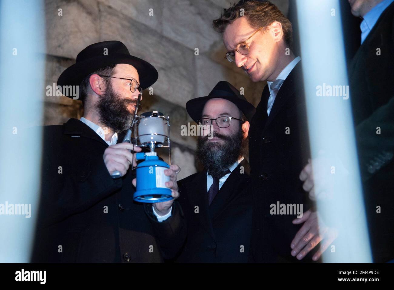 Wust Not Ruler Eat, Deutschland. 22nd Dec, 2022. From left Rabbi Shmuel ARONOW ...