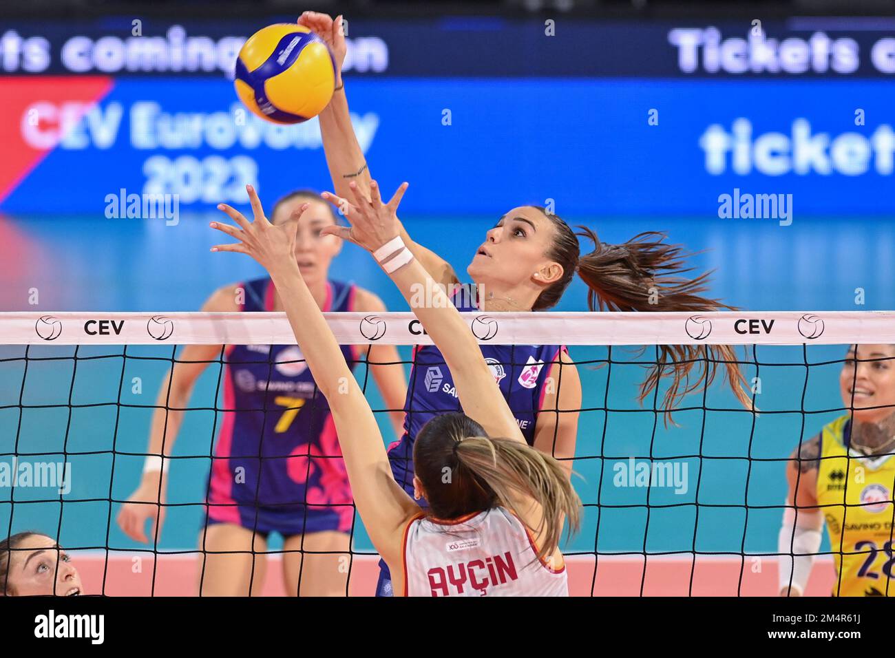 Florence, Italy. 22nd Dec, 2022. Sara Alberti (Savino Del Bene Scandicci) during Savino Del Bene Scandicci vs Galatasaray HDI Sigorta Istanbul, Volleyball CEV Cup Women Championship in Florence, Italy, December 22 2022 Credit: Independent Photo Agency/Alamy Live News Stock Photo