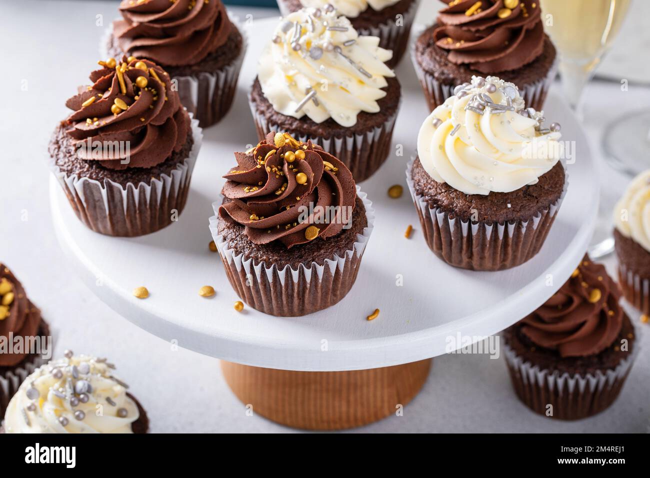New Years eve cupcakes with festive sprinkles Stock Photo Alamy