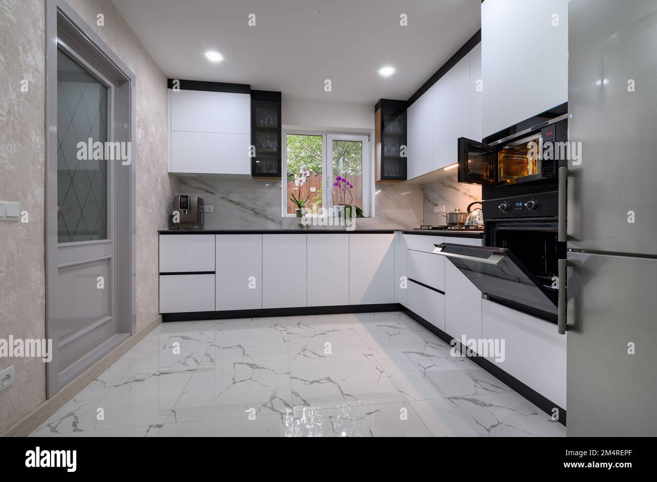 Elevate Your Kitchen Aesthetic with Tray Ceiling Ideas