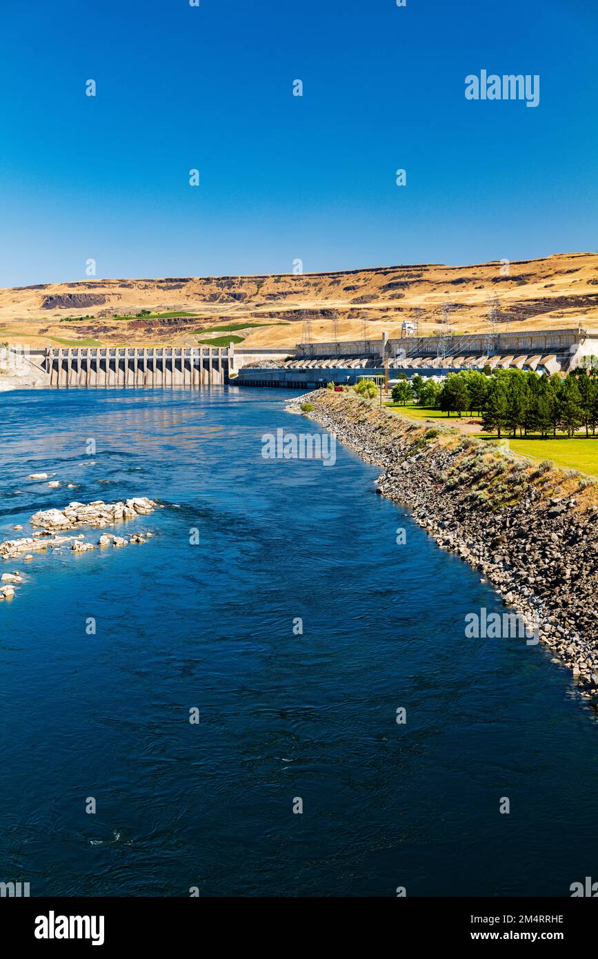 Chief Joseph Dam; second largest producer of power in USA; hydroelectric dam on the Columbia River; Washington state; USA Stock Photo