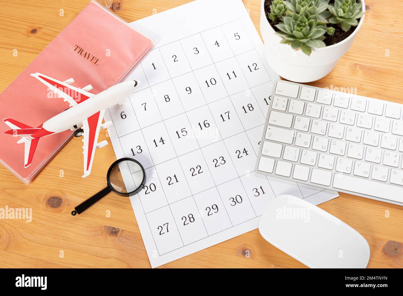 Calendar and reminders for work trips, travel and vacations. glider on