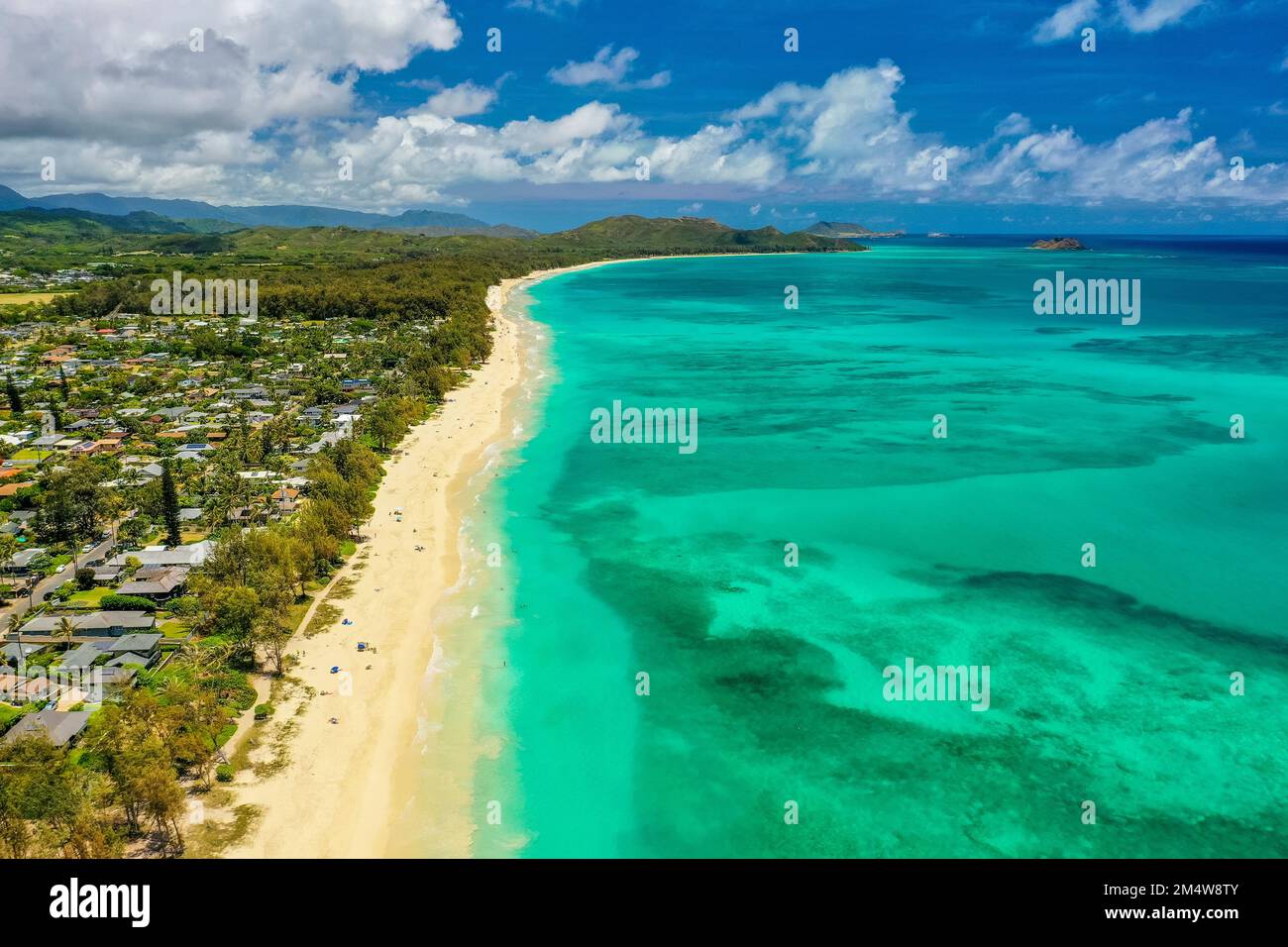 Elevated view (drone photography) of the Pacific Ocean Coast at O'ahu ...