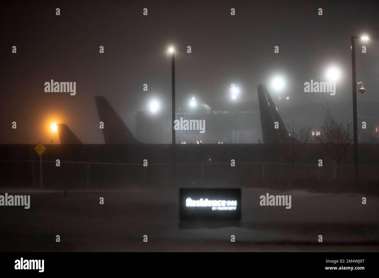 Columbus, Ohio, USA. 23rd Dec, 2022. Passenger airplanes idle at the John Glenn Columbus International Airport in Columbus, Ohio as a major winter storm brings subzero temperatures across the United States. (Credit Image: © Jintak Han/ZUMA Press Wire) Stock Photo