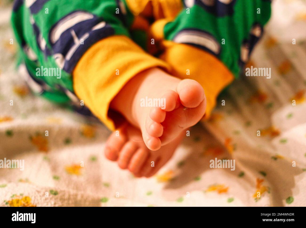 Newborn baby's feet Stock Photo Alamy
