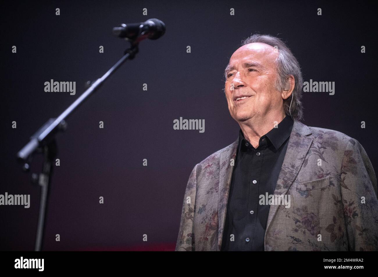 Joan Manuel Serrat performing at Palau Sant Jordi, Barcelona 22 Dic