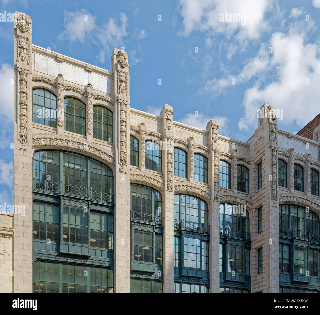 United Way of Greater Cleveland now occupies the Lindner Building, aka Mandel Building. Built in 1915 as a department store. Stock Photo