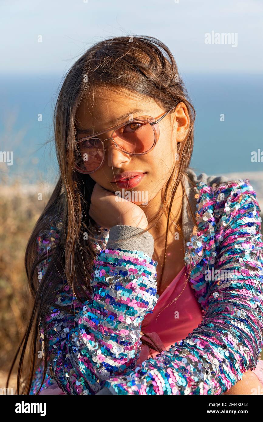 Pretty caucasian girl sitting on hi-res stock photography and images ...