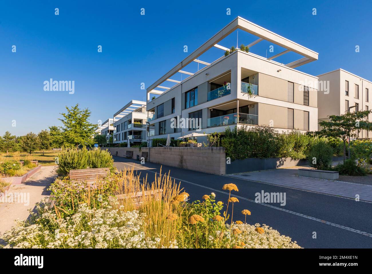 Modern suburban houses bahnstadt district hires stock photography and