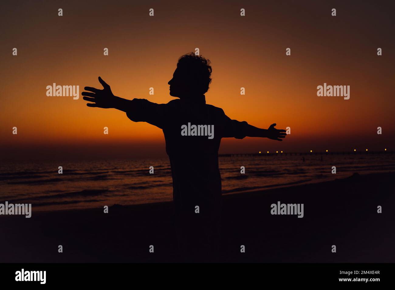 Silhouette water arms hi-res stock photography and images - Alamy