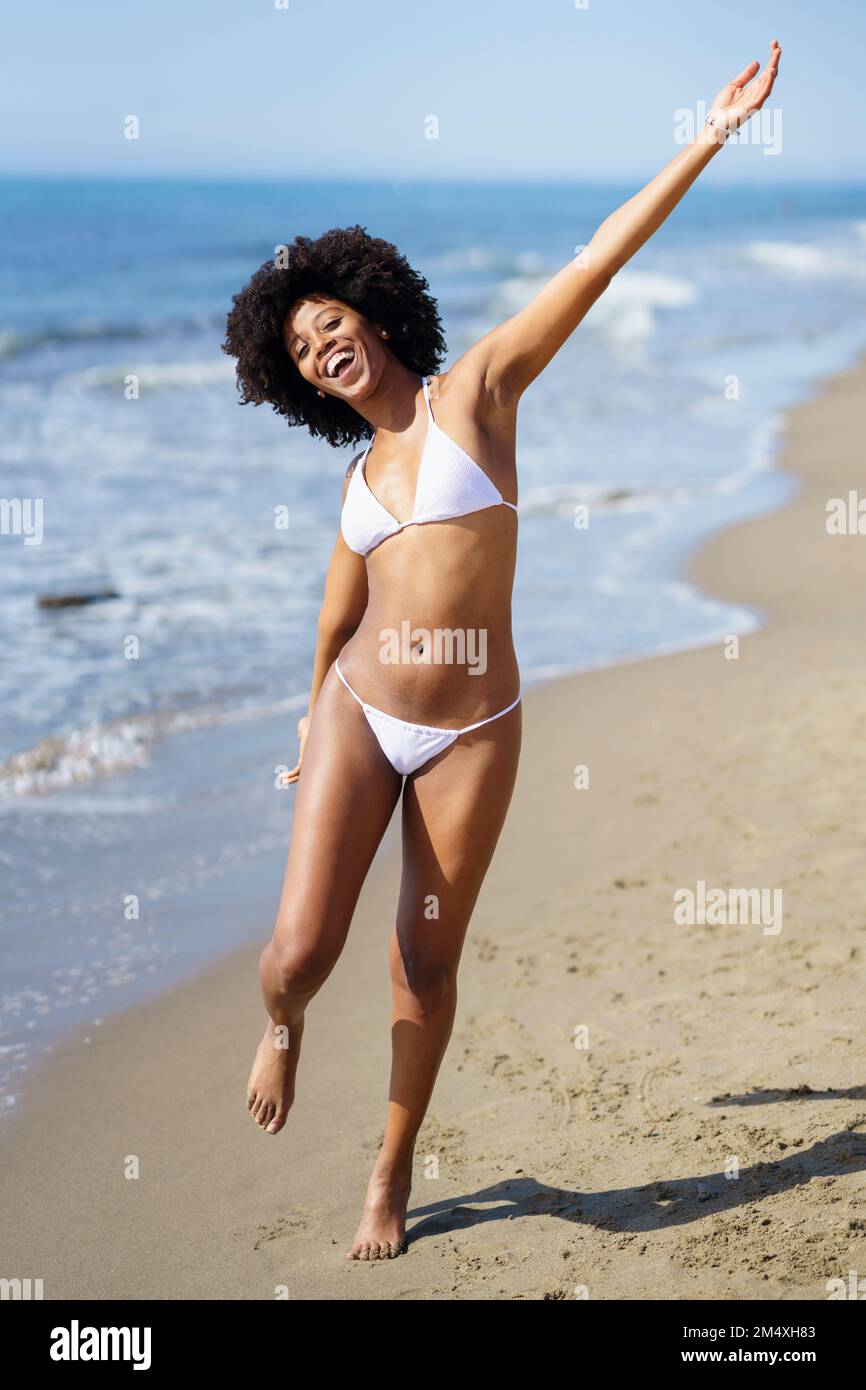 beach-sea-woman-bikini-arms-hi-res-stock-photography-and-images-alamy