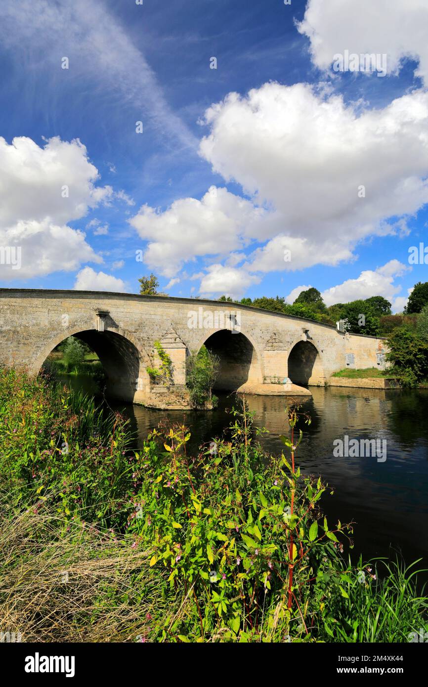 Milton Ferry Stone Bridge, river Nene, Ferry Meadows country park
