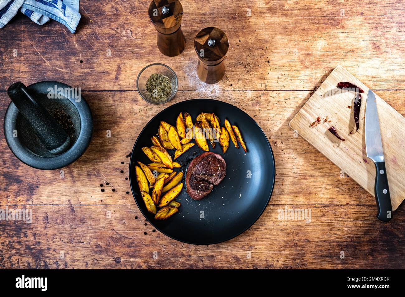 Description Homemade beef fillet steak with crisrpy golden brown