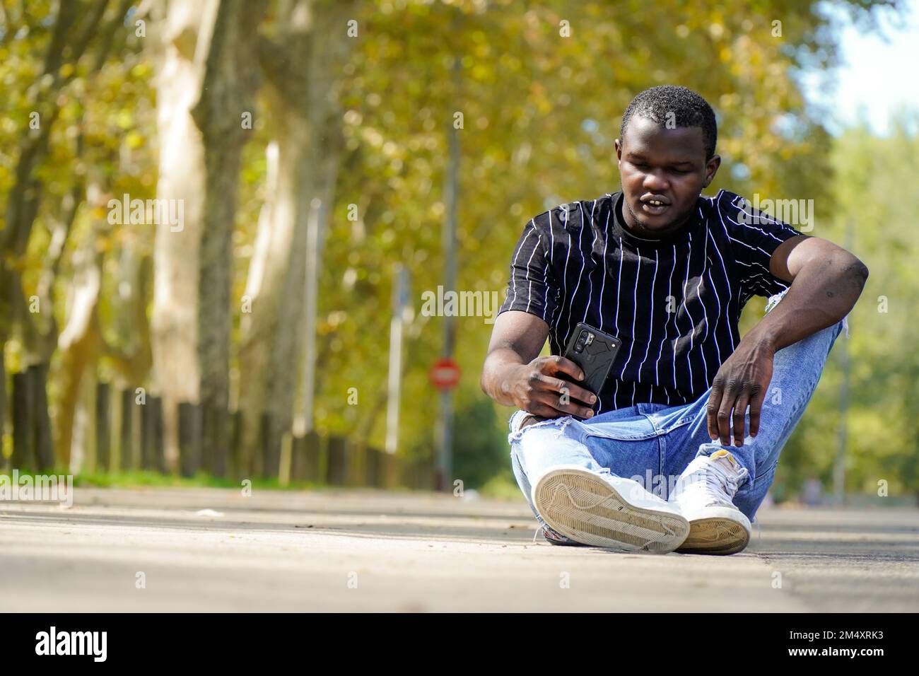 Black male young hi-res stock photography and images - Alamy