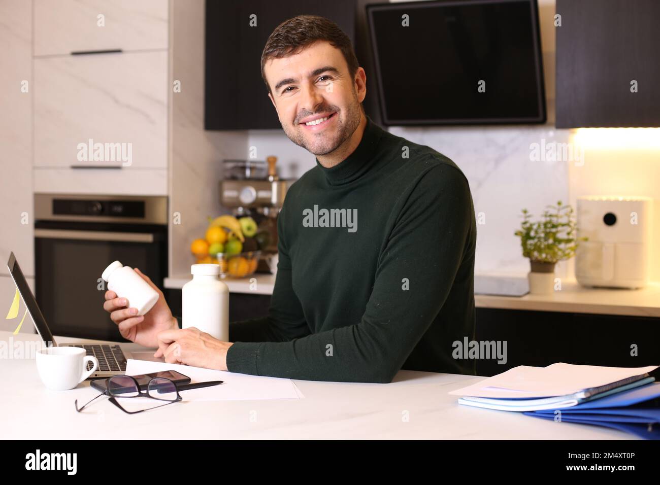 Researching medication laptop hi-res stock photography and images - Alamy