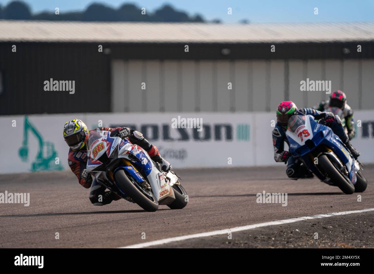 Thruxton Racing Circuit British Super Bikes Thruxton Race Circuit Sunday Race Day Stock Photo ...