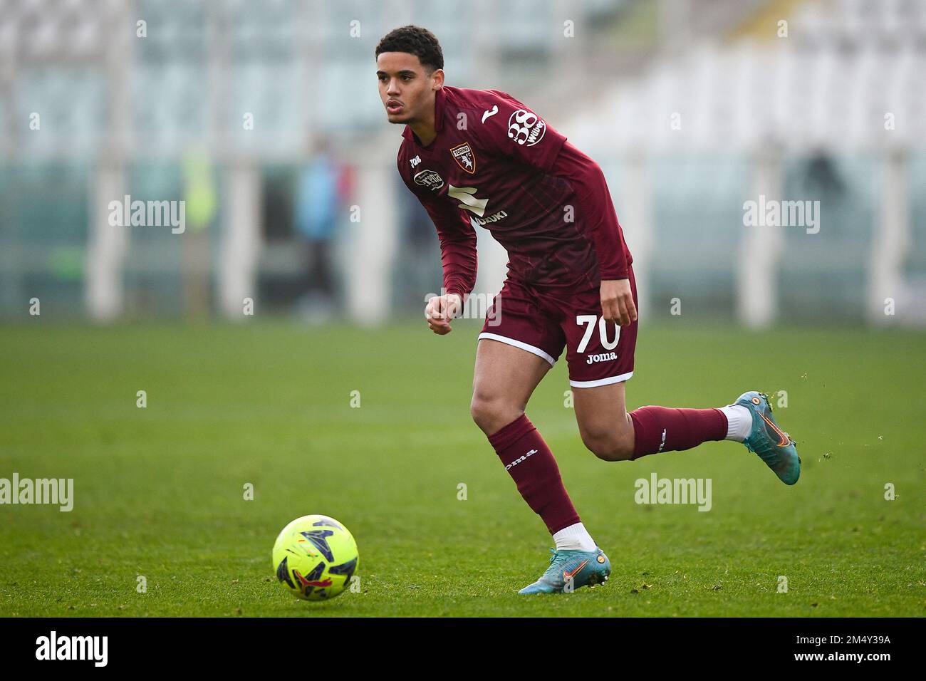 Turin, Italy. 23 December 2022. Daouda Weidmann of Torino FC in action  during the friendly football match between Torino FC and US Cremonese.  Credit: Nicolò CampoAlamy Live News Stock Photo - Alamy