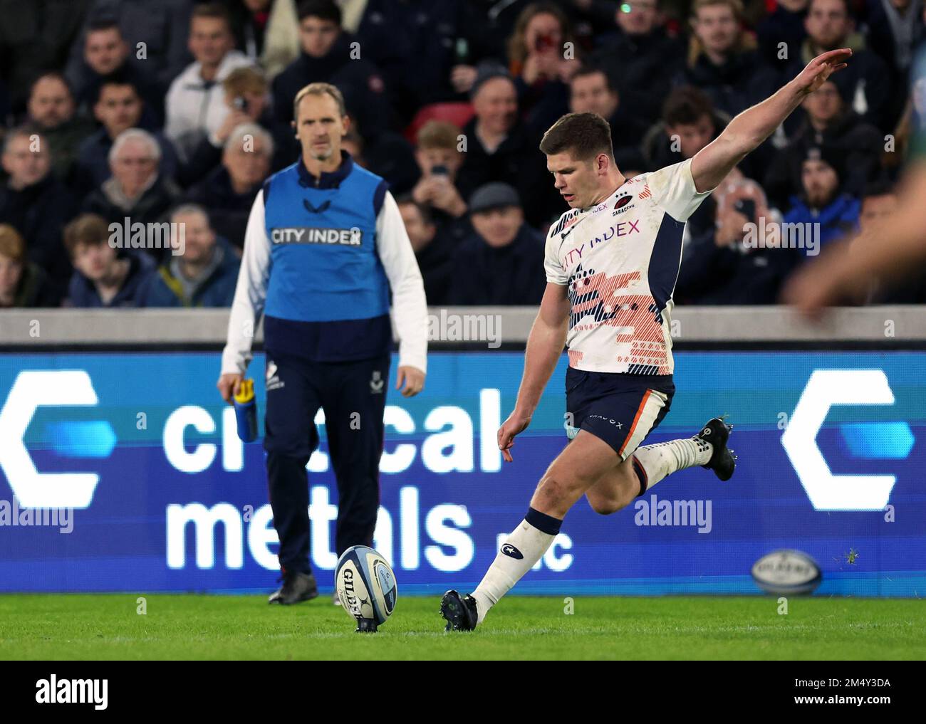 Saracens' Owen Farrell kicks a conversion during the Gallagher ...
