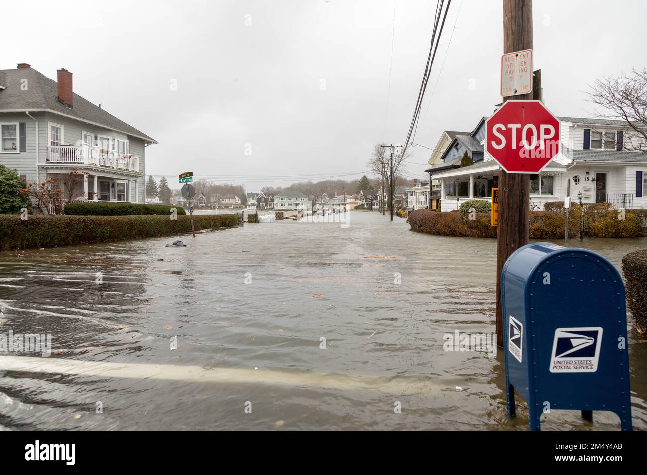 Dec. 23, 2022. Salem, MA. Ocean flooding on streets in Salem Willows ...