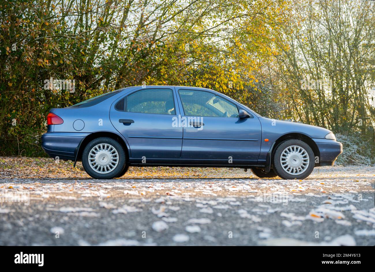 1996 mk1 Ford Mondeo in Verona trim level. Ford's 1st 'world car' Stock Photo