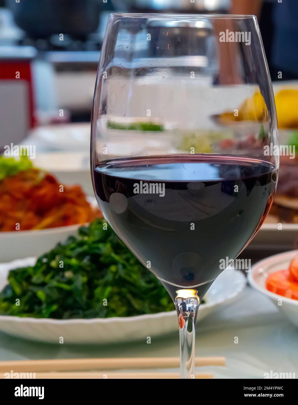 Chinese restaurant, Red wine, Hong Kong , China Stock Photo Alamy