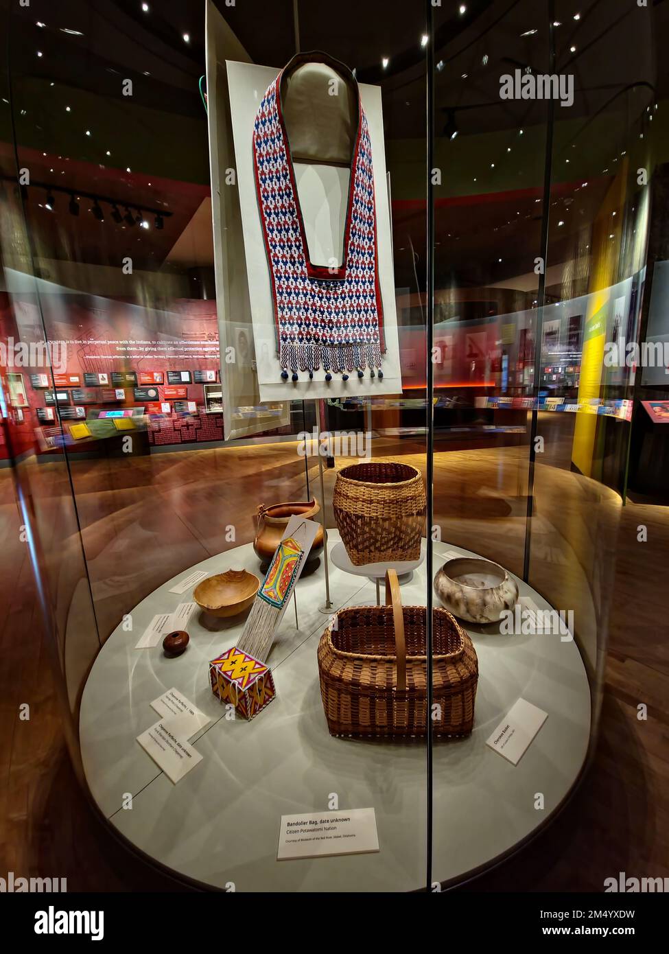 Potawatomi bandolier bag hires stock photography and images Alamy