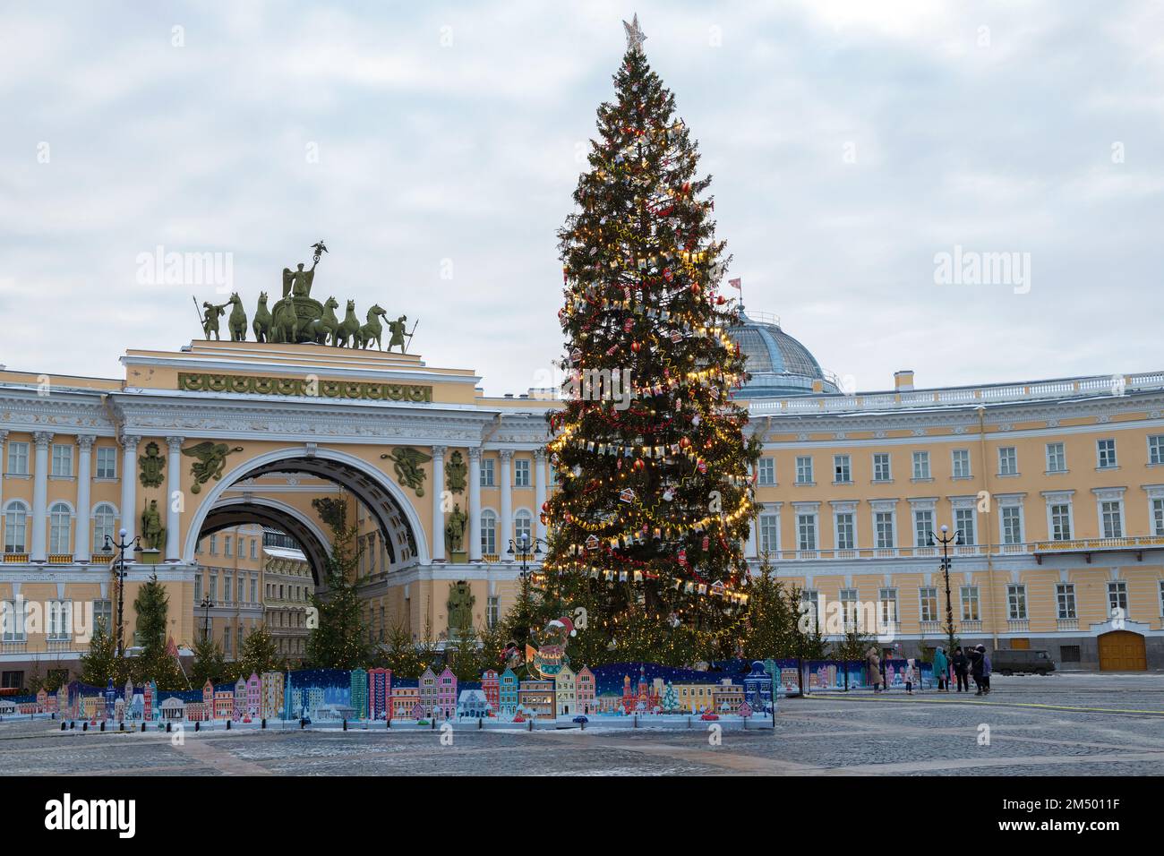 Russia st petersburg christmas tree hires stock photography and images