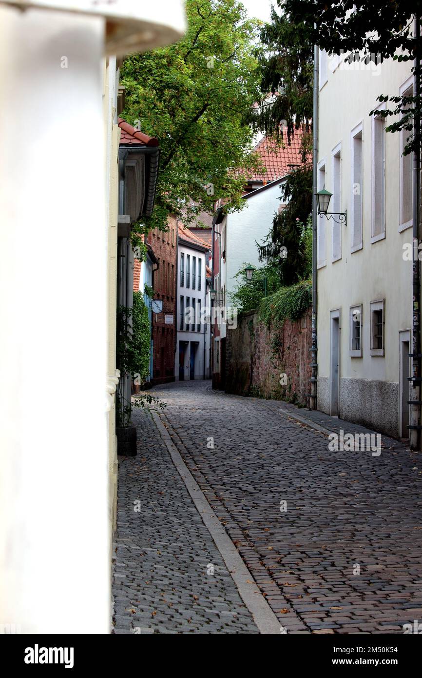 Vertical shot narrow road hi-res stock photography and images - Alamy