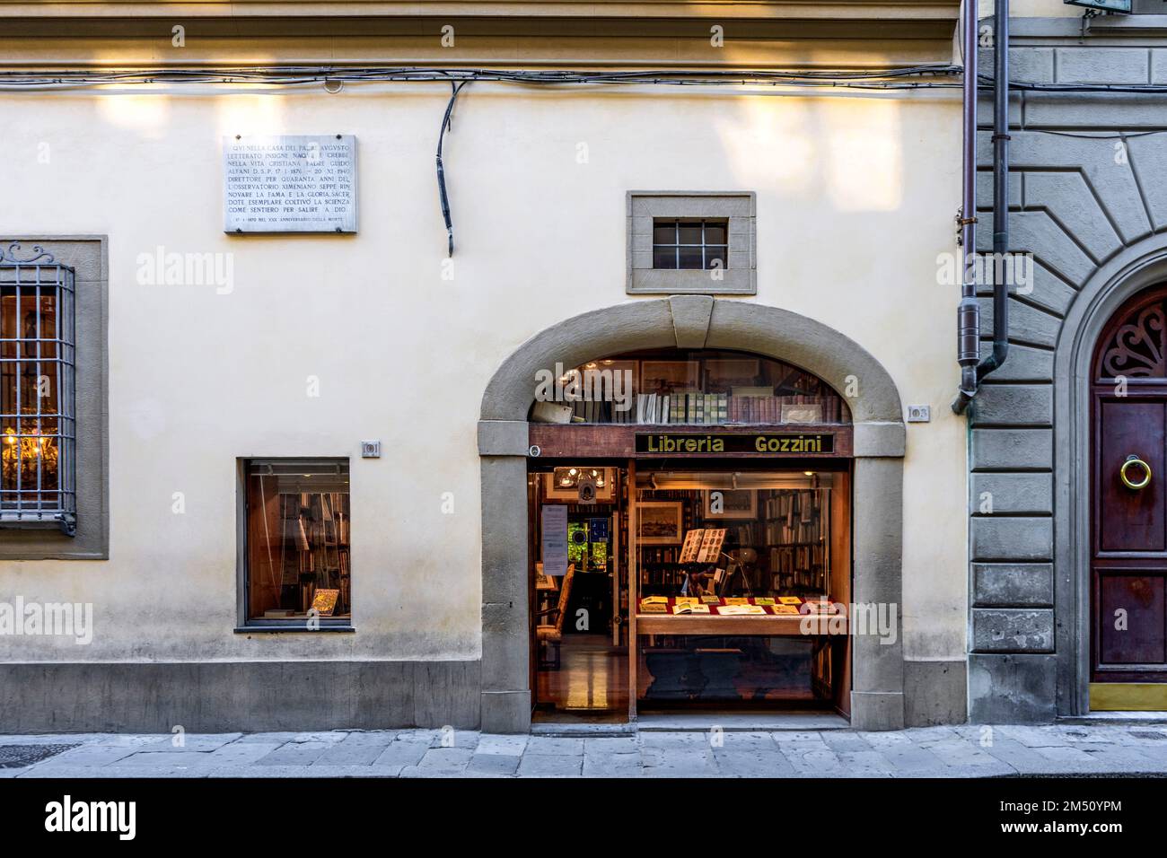 Florence Antique Street Market Hi res Stock Photography And Images Alamy Florence Antique Street Market Hi res Stock Photography And Images Alamy