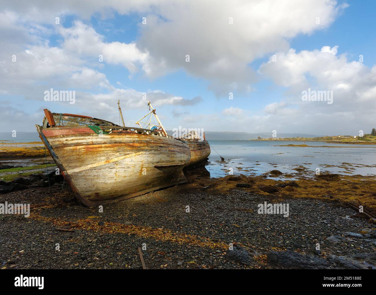 Old fishing boats scotland hi-res stock photography and images - Alamy
