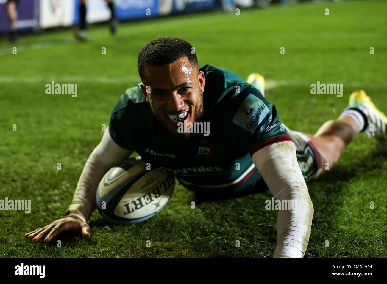 Anthony Watson of Leicester Tigers scores his 2nd tryduring the