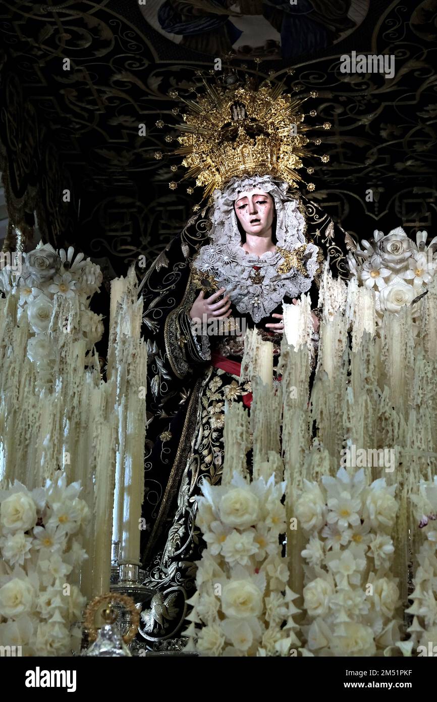 Statue of the Nuestra Señora de la Esperanza, from Triana, on the paso