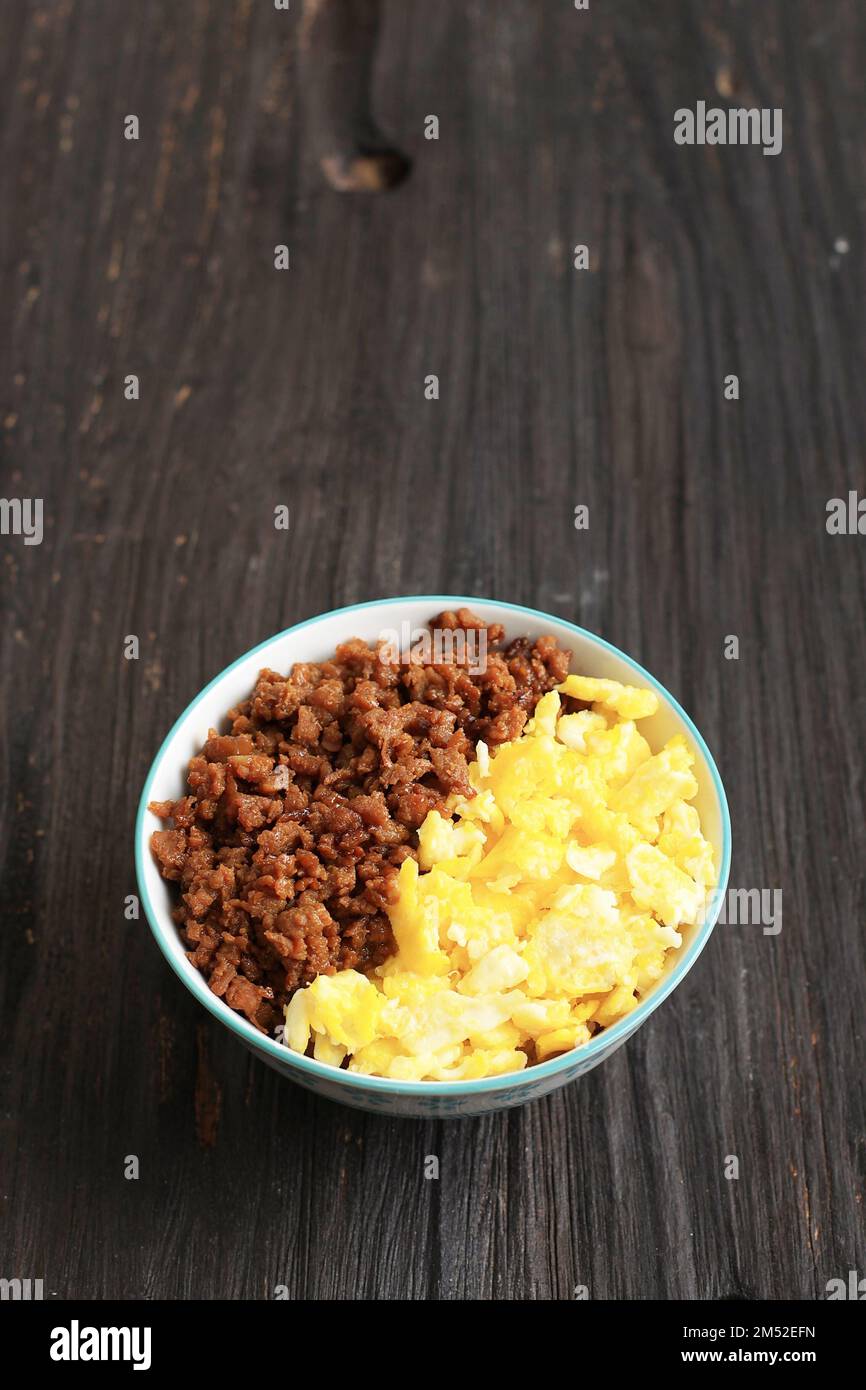 Sweet and Minced Chicken Japanese Rice Bowl with Scrambled Egg, Popular
