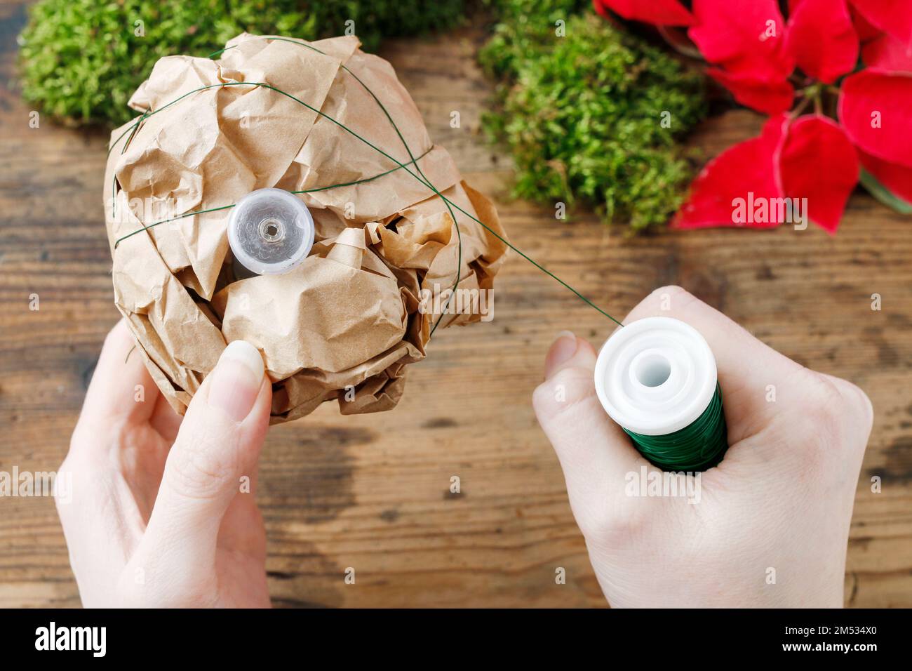 Florist at work: How to make christmas table decoration with red ...