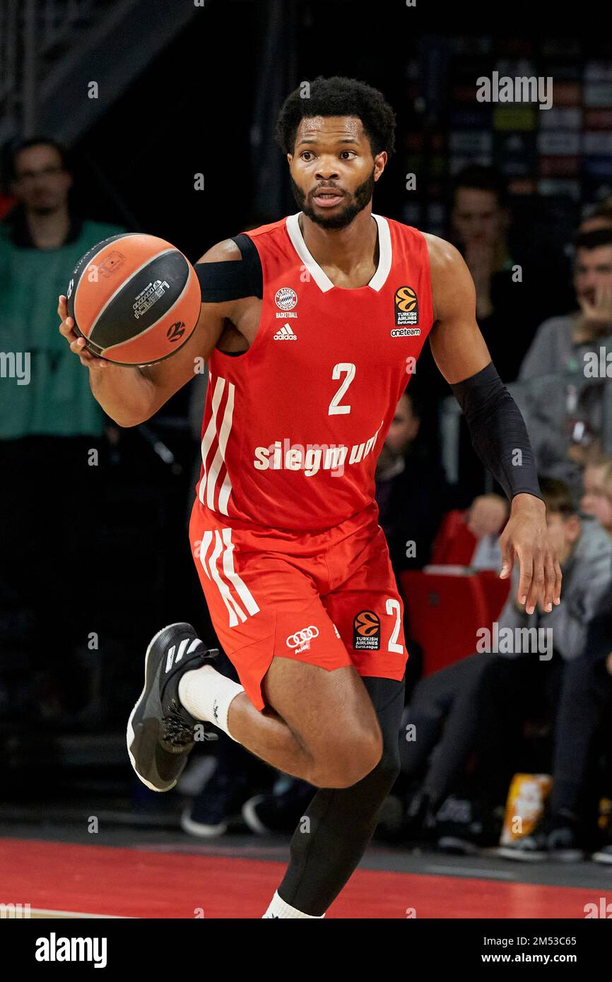 2022/2023 FIBA EuroLeague | München FC Bayern vs Valencia Basket Club.  WALDEN Corey (FC Bayern München FCBB02 Stock Photo - Alamy