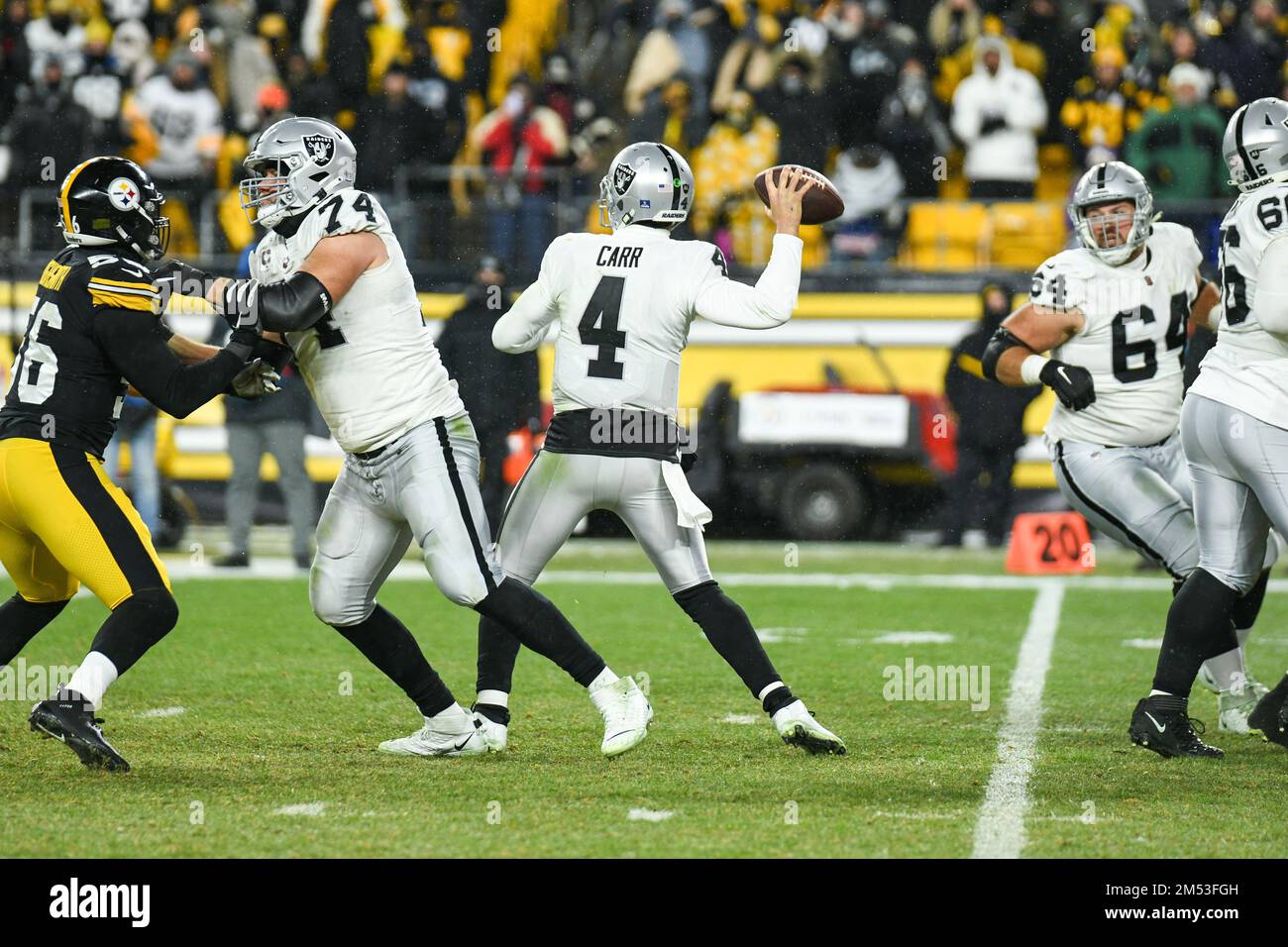 PITTSBURGH, PA - DECEMBER 24: Las Vegas Raiders quarterback Derek