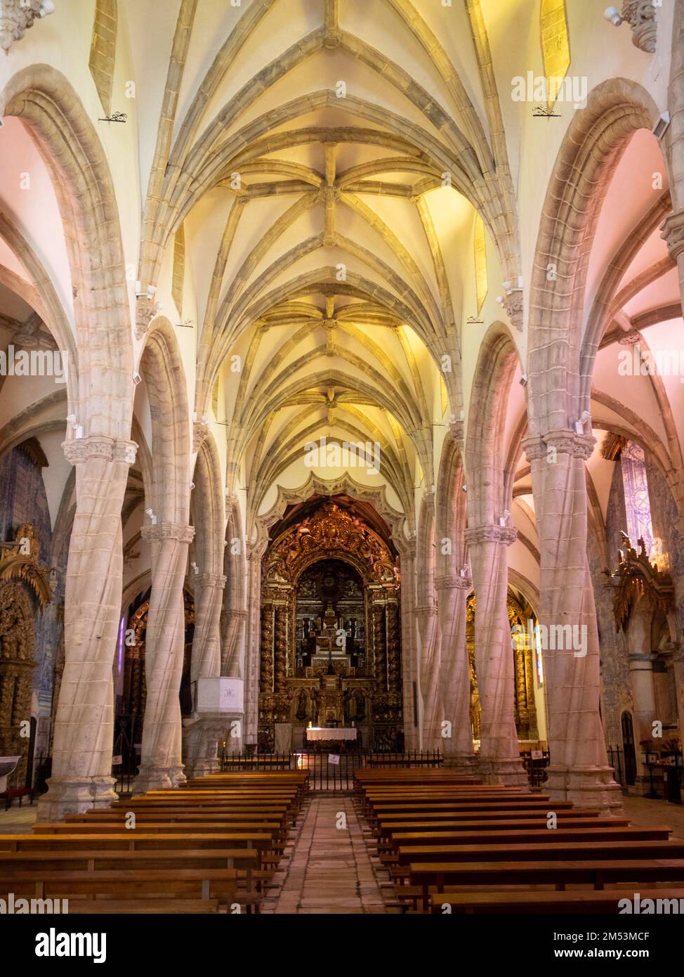 Ceiling nave vault hi-res stock photography and images - Alamy