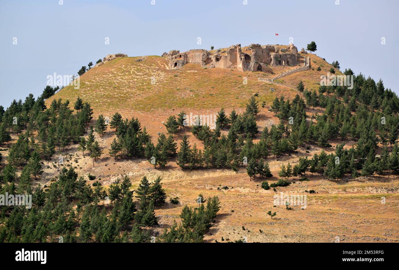 Located in Kilis, Turkey, Ravanda Castle was built in the 11th century. Stock Photo