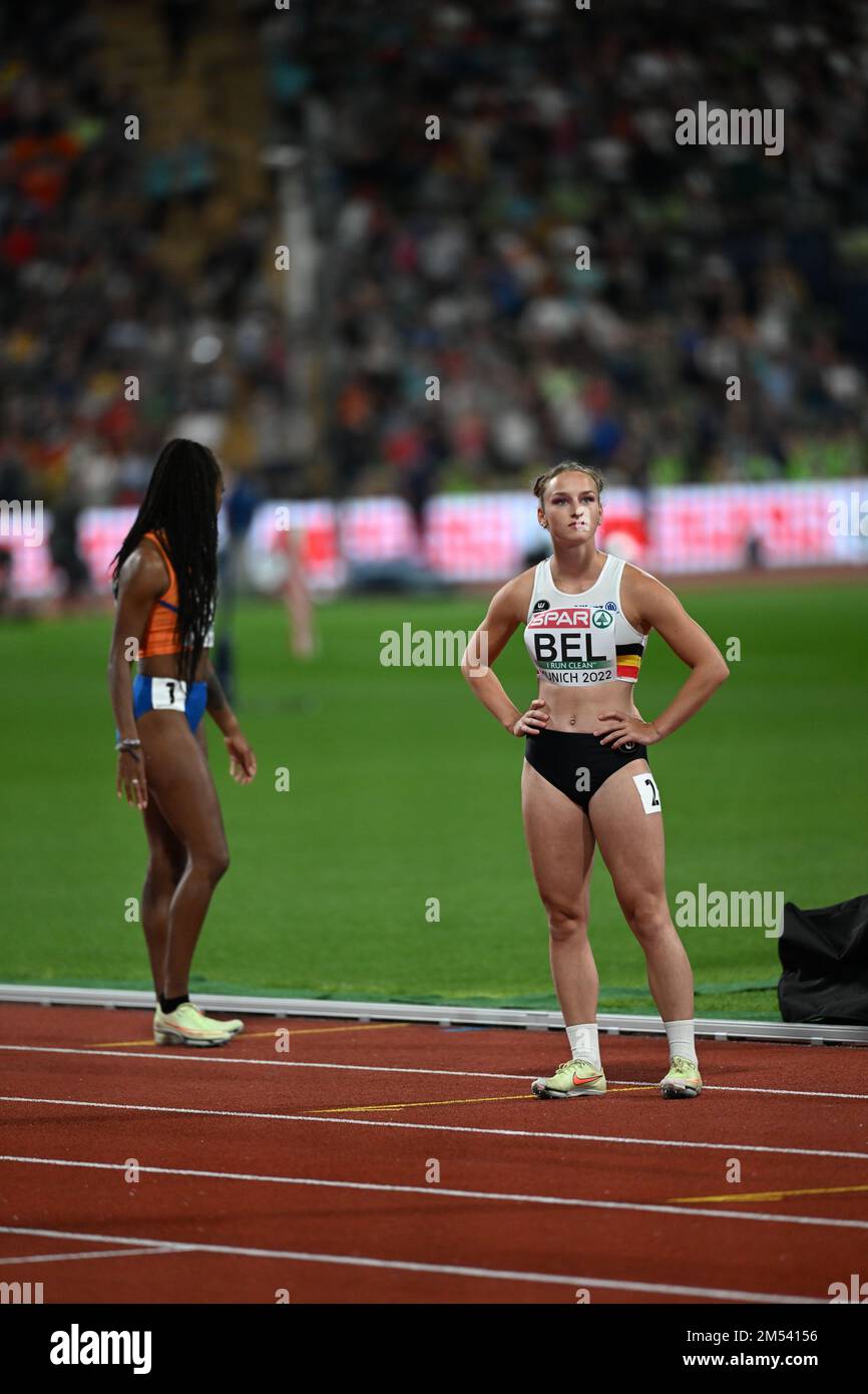 Women's 4x100 relay race, Rani Vincke waiting at the start of the relay
