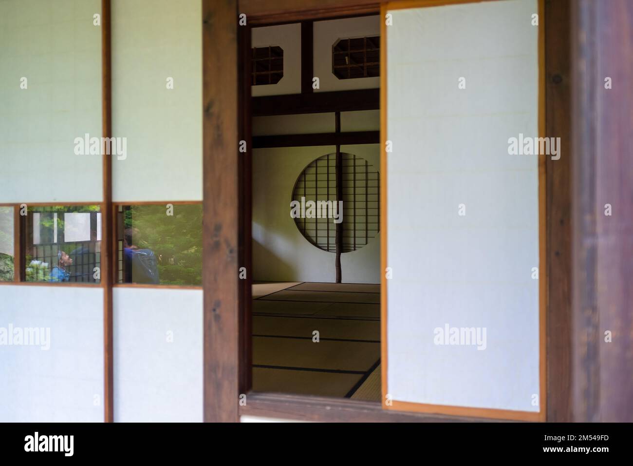 Traditional japanese house hi-res stock photography and images - Alamy